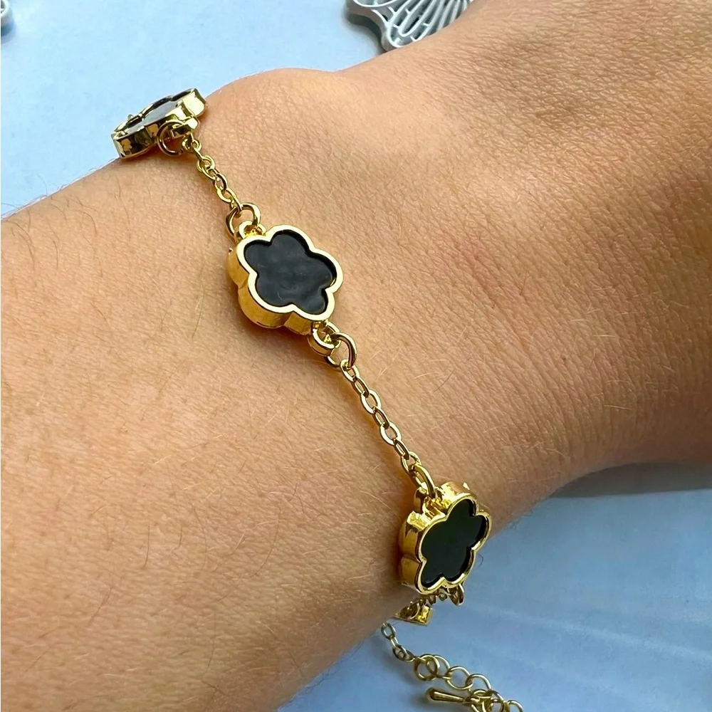 Four Leaf Clover Gold Bracelet